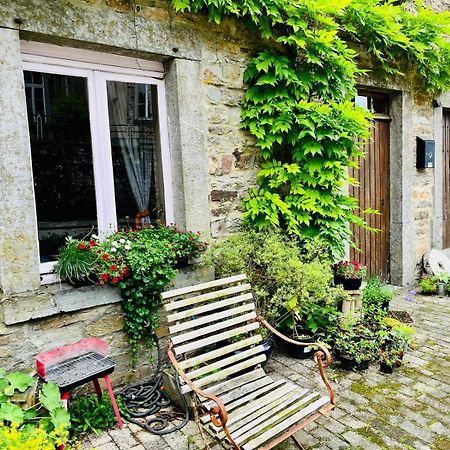 Sous Les Feuilles Redu Villa Екстериор снимка